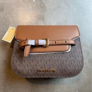 Michael Kors Crossbody